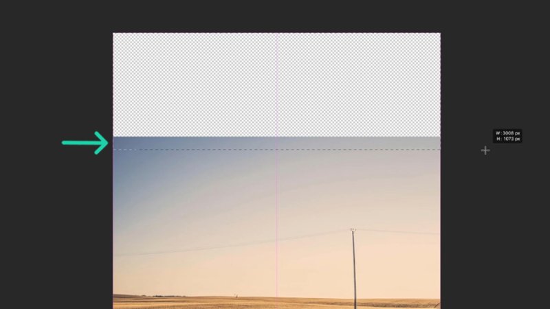 Make sure your selection includes a section of the original image so Photoshop can create a seamless expansion.